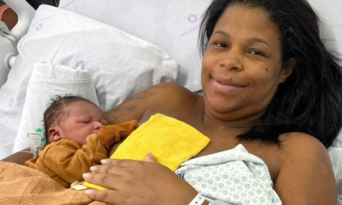 Heitor é o 1º niteroiense de 2026: Bebê nasce com saúde na Maternidade Alzira Reis